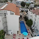 فندق Firat Mert Çeşme