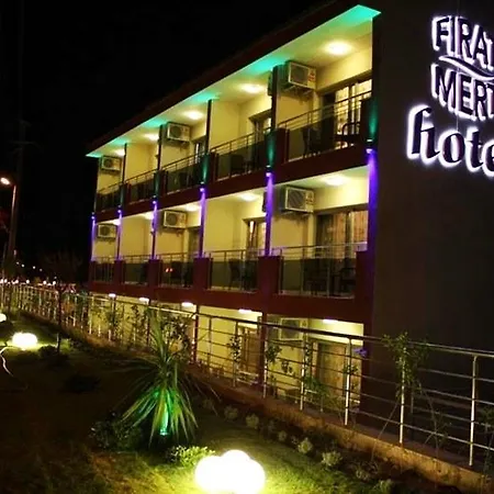 호텔 Firat Mert Çeşme