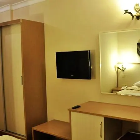 Hotel Firat Mert Çeşme