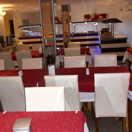 Hotel Firat Mert Çeşme