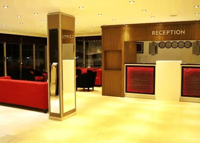 Firat Mert Hotell Çeşme