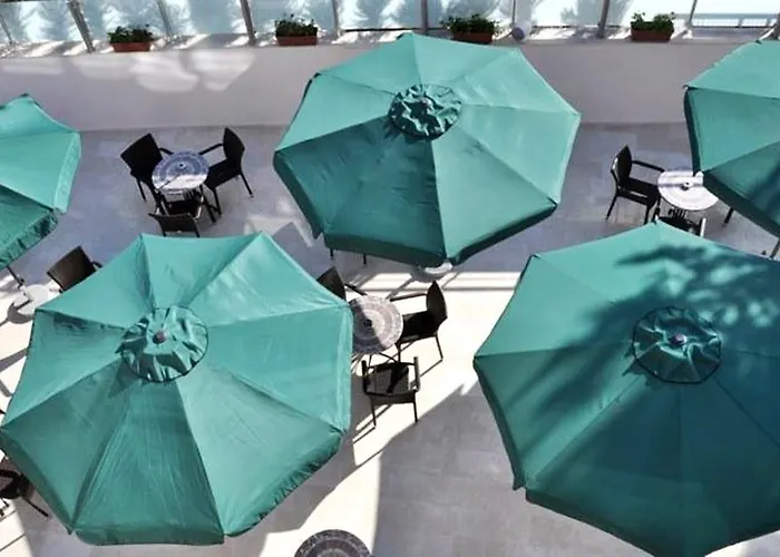 Hotell Firat Mert Çeşme