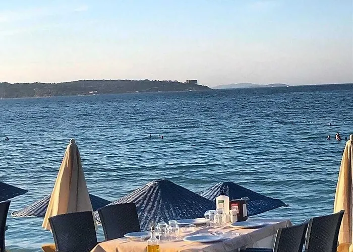 Firat Mert 3* Çeşme