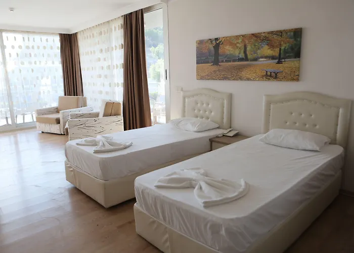 Firat Mert Hotell 3*