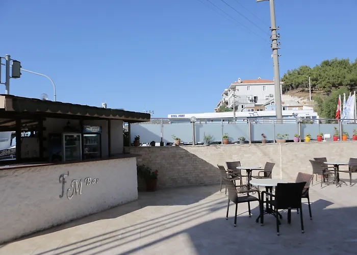 Firat Mert 酒店 Çeşme