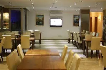 Firat Mert 酒店 3*